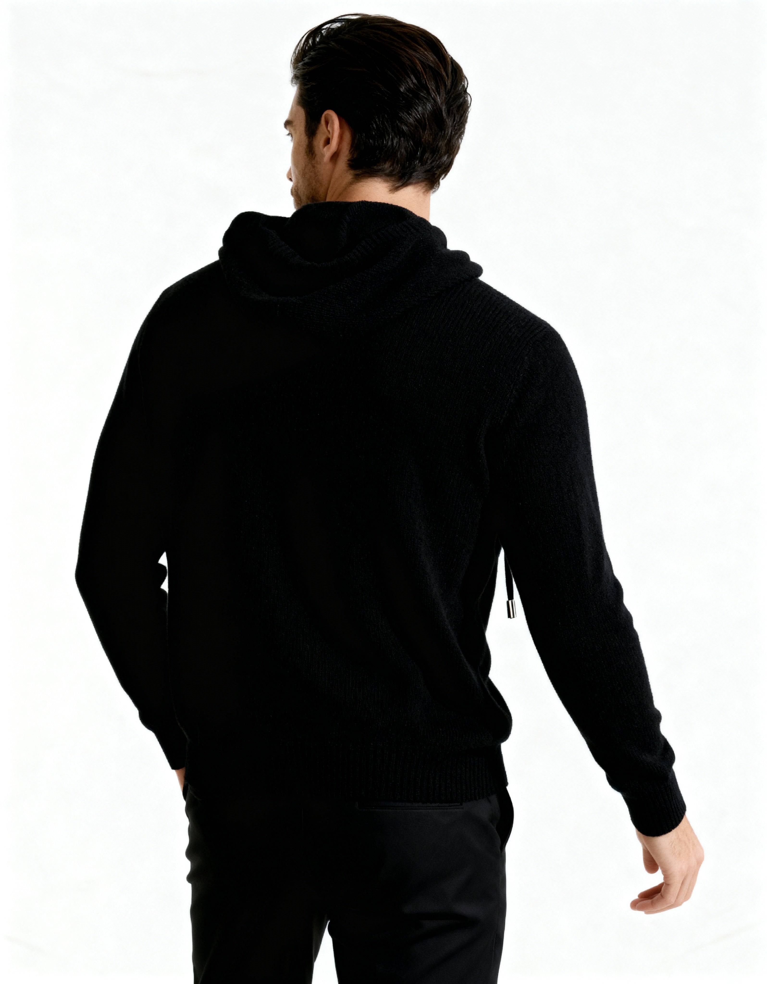 Hoodie Noir – Luxury Soft Knit